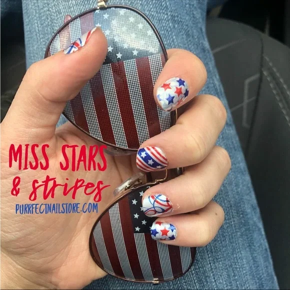 *Retired* Color Street: Miss Stars & Stripes | 4th of July Patriotic America - Picture 5 of 10